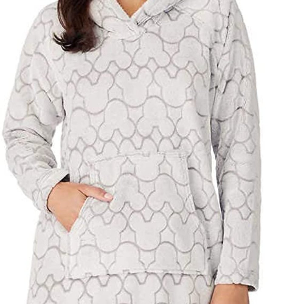 DISNEY Women's Gray Mickey Lounger Robe Size Medium M Cozy Plush Sherpa Hood